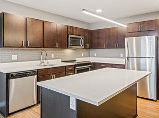 Honey Creek Place, Milwaukee, WI 53213