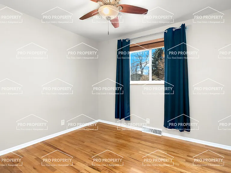 1024 Skyline Dr — Photo 17