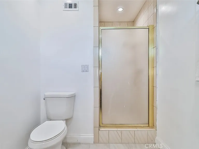 23540 Kivik St — Photo 25