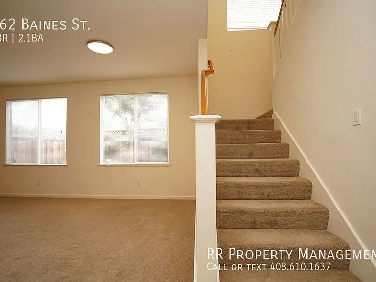 962 Baines St — Photo 17