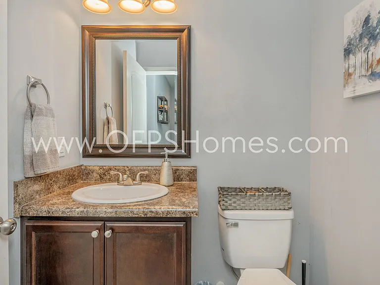 193 Johnson Ct — Photo 6