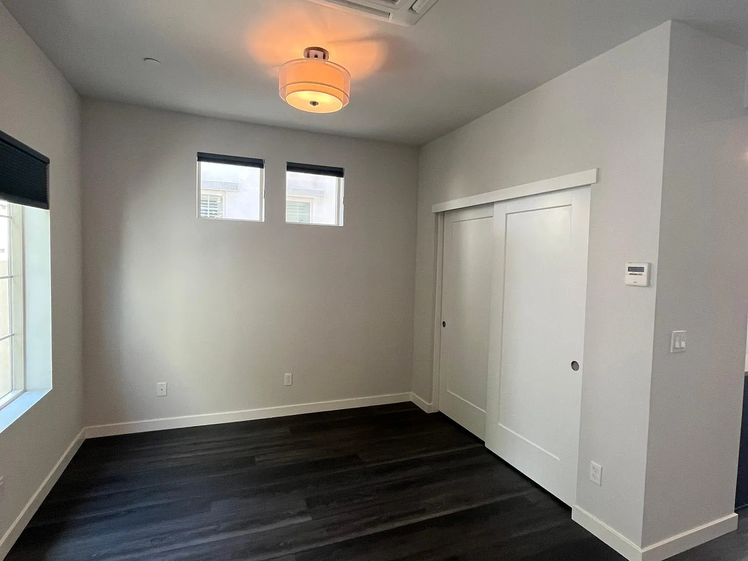 425 Lug Ln — Photo 3