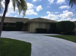 2760 NE 29th St, Lighthouse Pt, FL 33064