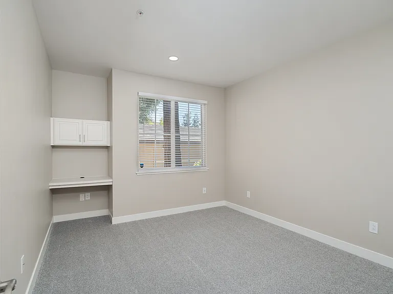Donner - 2BR, 2BA 1,058SF