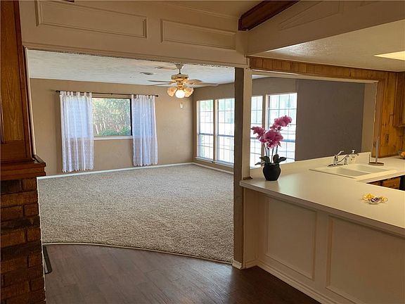 5th image of 2405 Cherry Blossom Ln