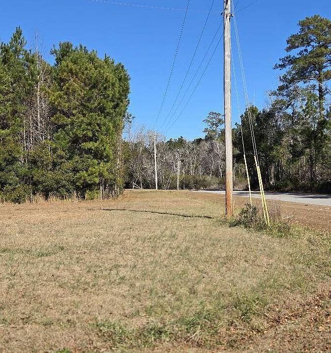 2nd image of 120 4 H Road