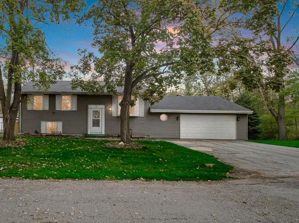 1107 W 39th Pl, Hobart, IN 46342