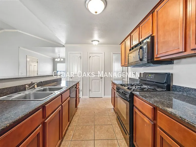 1308 S C Ct — Photo 21