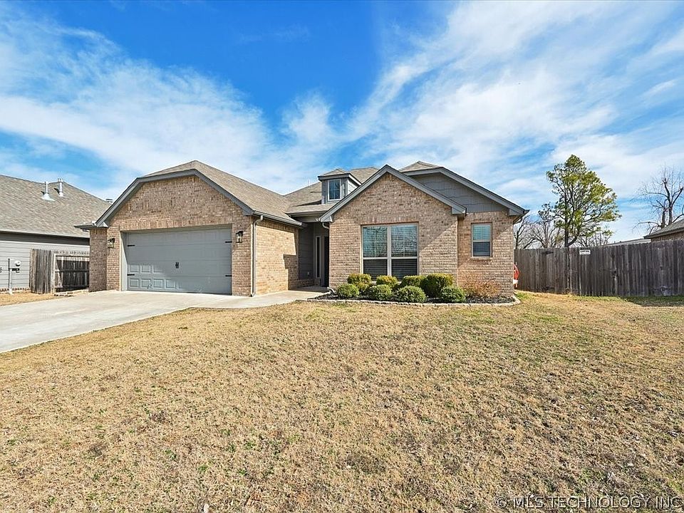 1st image of 5433 Skylane Dr
