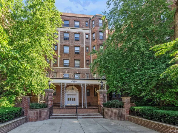 84-51 Beverly Road #6A, Kew Gardens, NY 11415