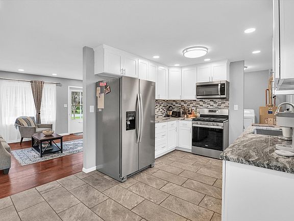 4th image of 511 N 7th St