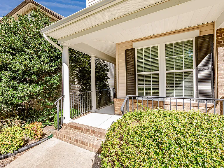9258 Sedgehill Ct — Photo 2