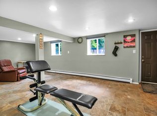 (Undisclosed Address), Setauket, NY 11733