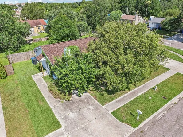 1236 Mohrlake Dr, Brandon, FL 33511
