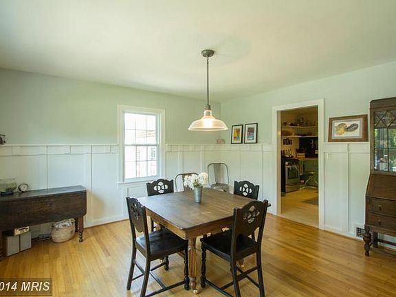 5th image of 3721 McLean Ave