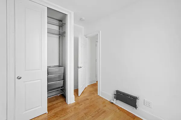 Rented by Charney Real Estate LLC | media 17