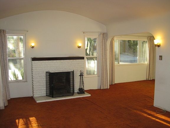 5th image of 2105 Casa Grande St