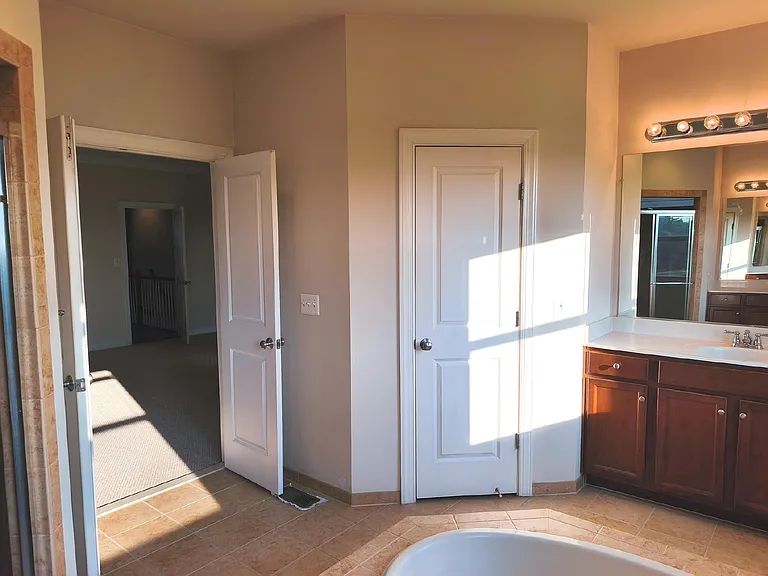 20792 Exchange St — Photo 25