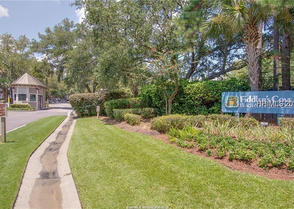 2nd image of 45 Folly Field Rd APT 11B