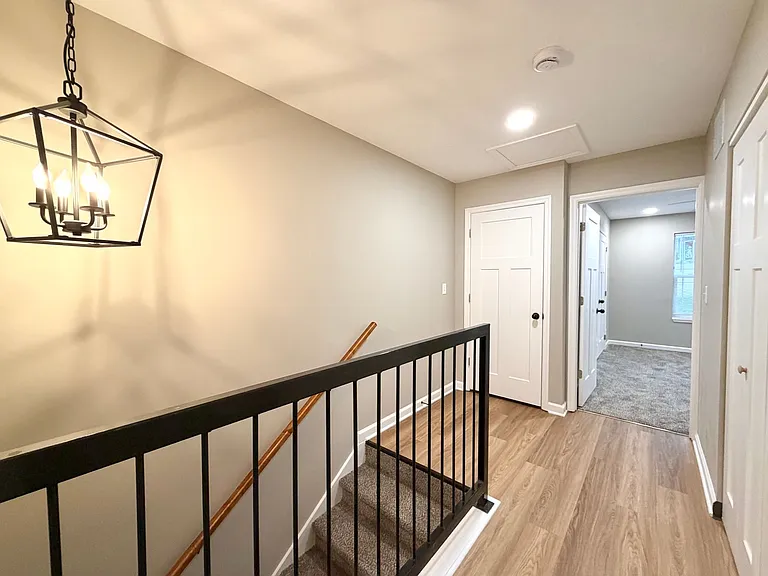 511 Glenstone Springs Dr — Photo 23