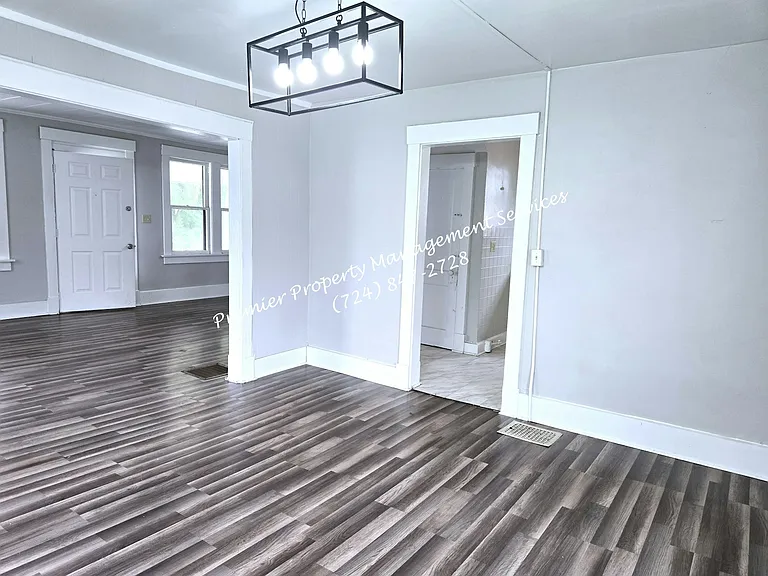 201 Mills Way — Photo 8
