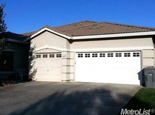 830 Balsam Dr, Newman, CA