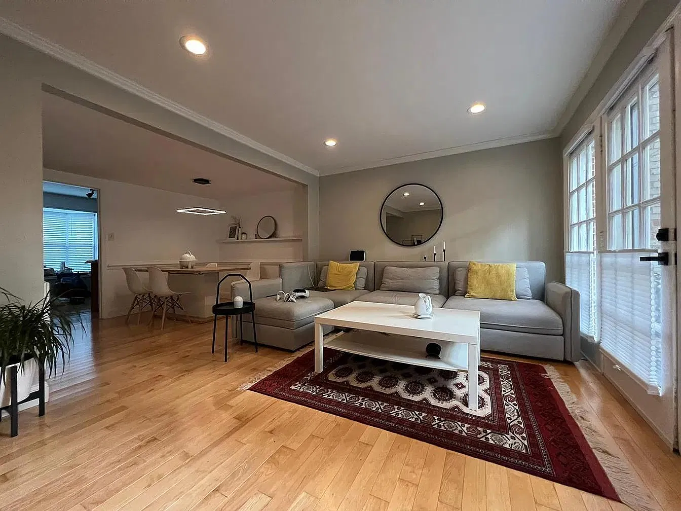 3 bed, 1980 sqft, $3,600 — Photo 4