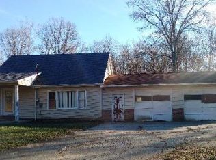 3085 Macedonia Rd, Bethel, OH 45106