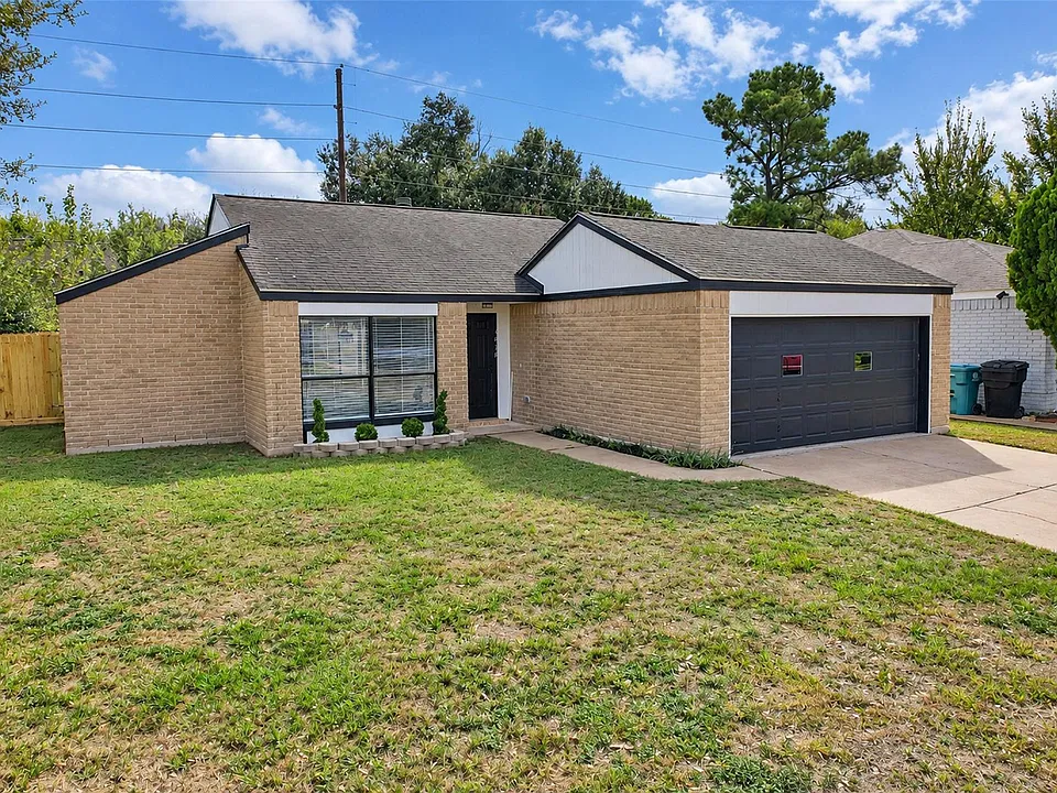 4818 Tenderwood Dr