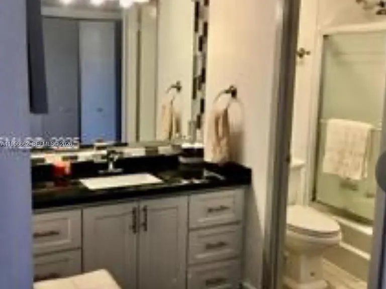 11111 Biscayne Blvd #4D — Photo 13