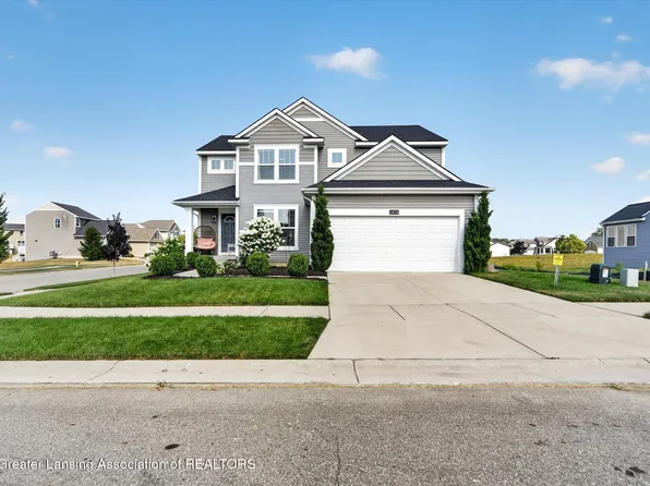 11674 Hickory Dr, Grand Ledge, MI 48837