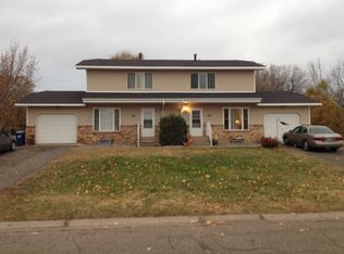 721 Circle Dr N, Champlin, MN 55316