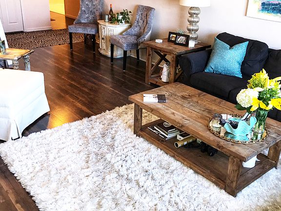 4th image of 2209 9th St APT 602