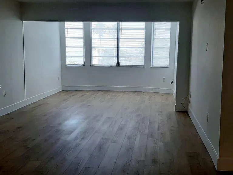 1750 NE 191st St #508-2 — Photo 10