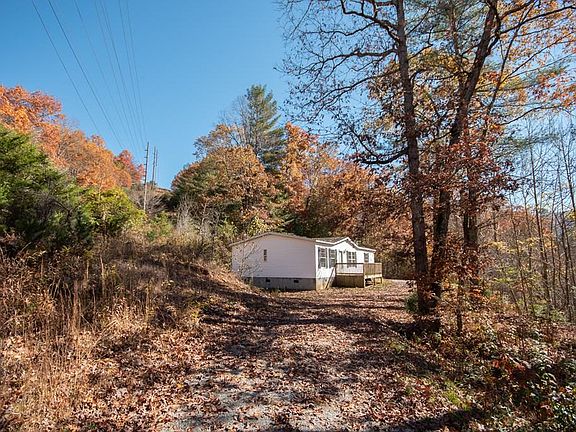 3rd image of 47 Kooi Ln