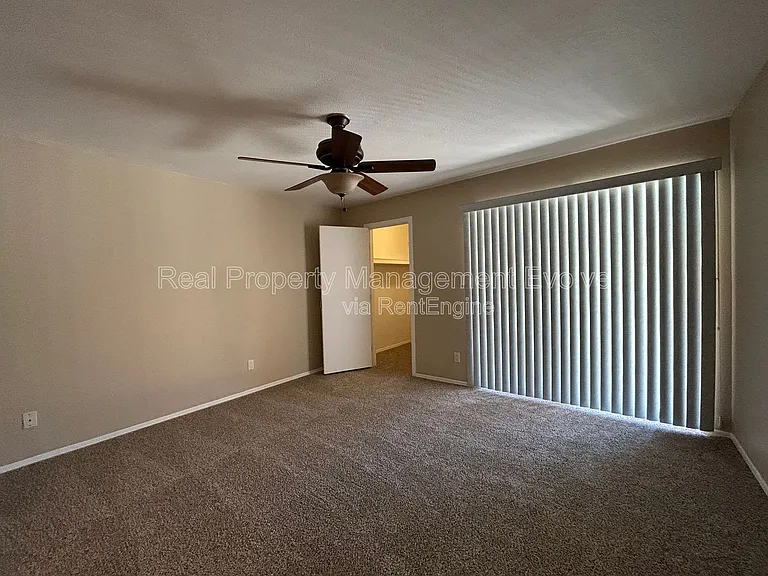 9465 N 92nd St #108 — Photo 16