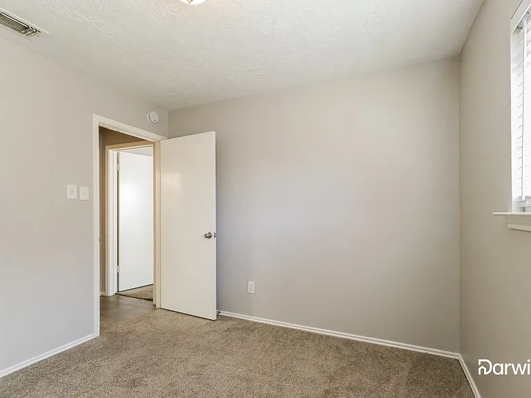 11727 Yearling Dr — Photo 13
