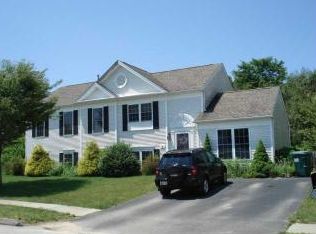 14 Tum A Lum Cir, Westerly, RI 02891