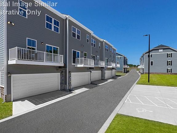 3rd image of 1605 Aspire St #1013A
