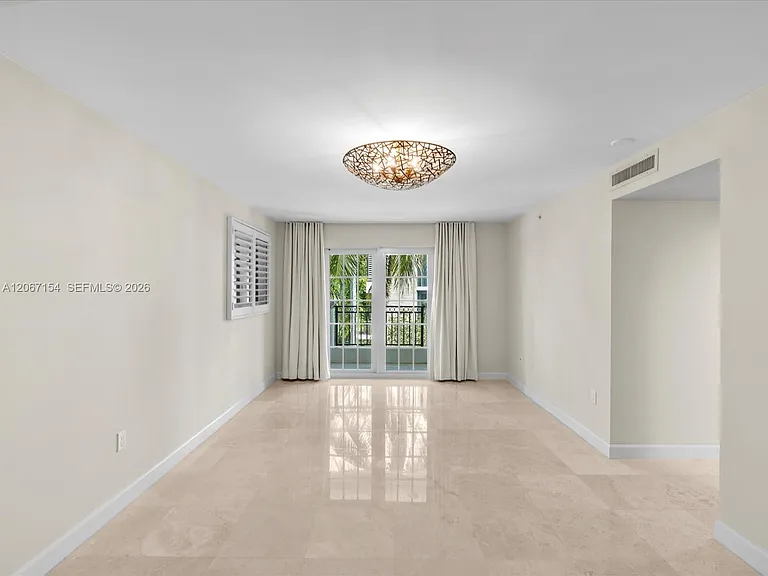730 3rd St #101 — Photo 10