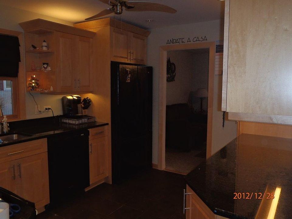 1st image of 414 Rose St