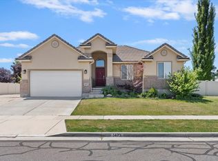 1473 Longhorn Dr, Farmington, UT 84025