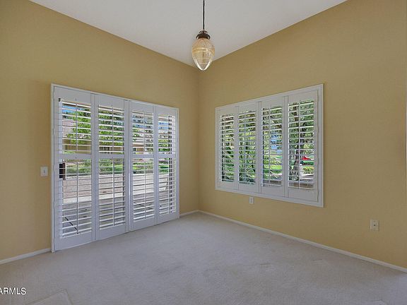 3rd image of 13818 W GREENVIEW Drive