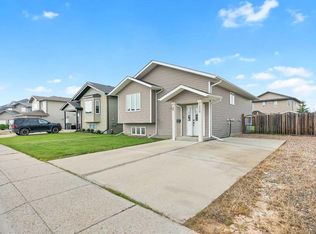 7208 SE 40th St, Lloydminster, AB T9V 2K7