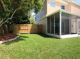 1510 Chateaux De Ville Ct, Clearwater, FL 33764