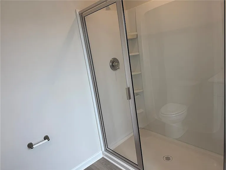 8203 Alexander Ct — Photo 16