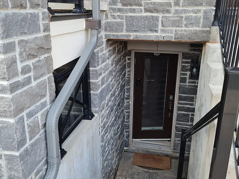 55 Lindcrest Mnr #1001 — Photo 25