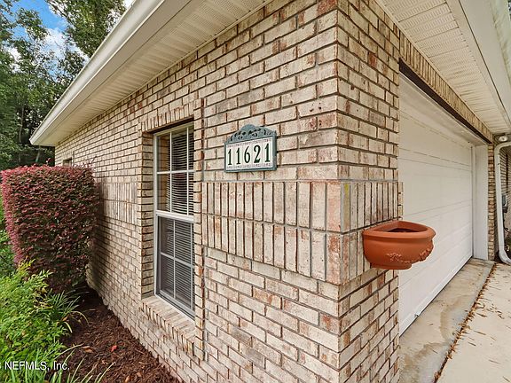 4th image of 11621 YALDING Drive