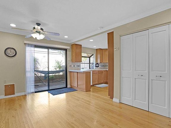 3rd image of 10340 S Blaney Ave