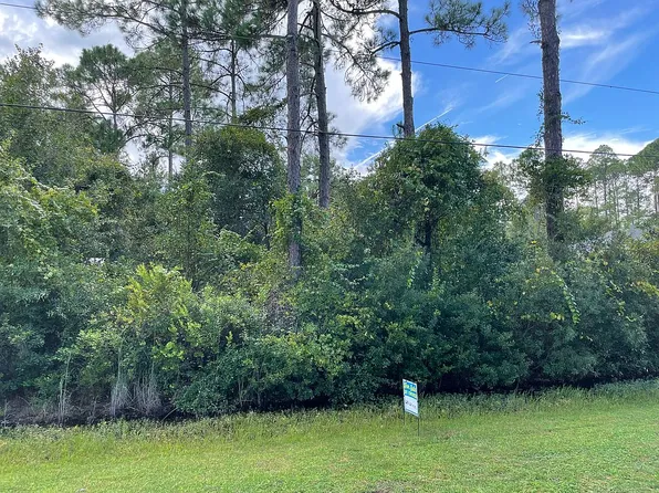 111 E Grandview Dr E, East Palatka, FL 32131